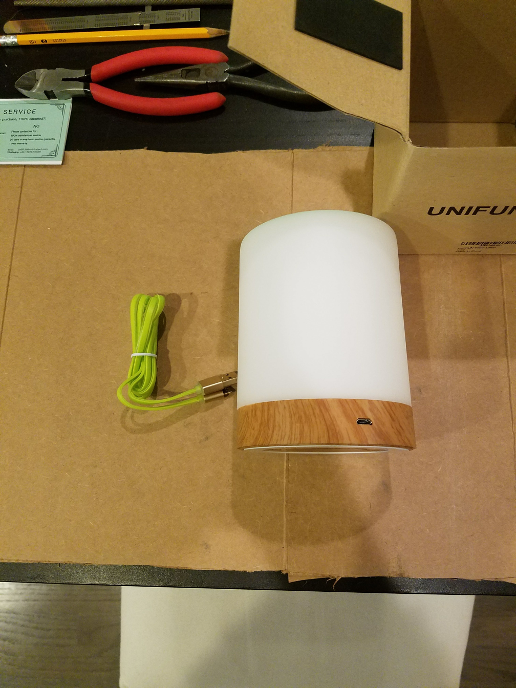 Unifun Touch Lamp contents